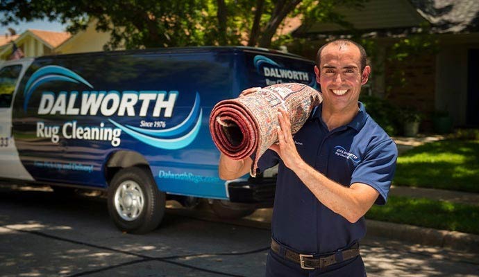 Dalworth Rug Cleaning team member